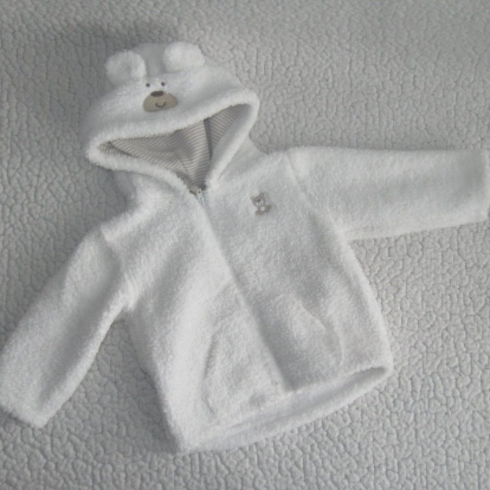 5/$30 Girls Carter's White Fuzzy Zip Up Jacket
